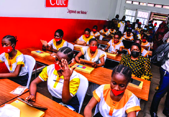 salle numérique du Lycée Tobongisa, à Kinshasa/©Photo Okapi